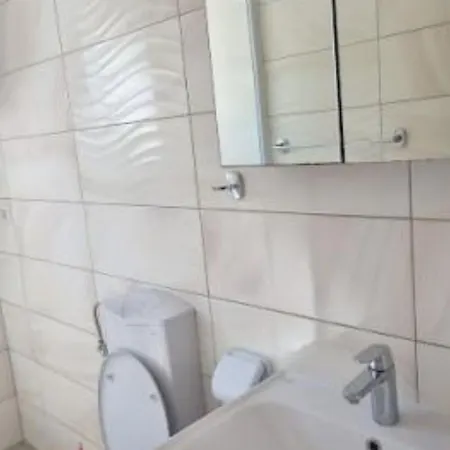 Apartment Seafront Kreso Blace