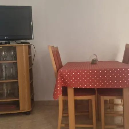 Apartment Seafront Kreso *